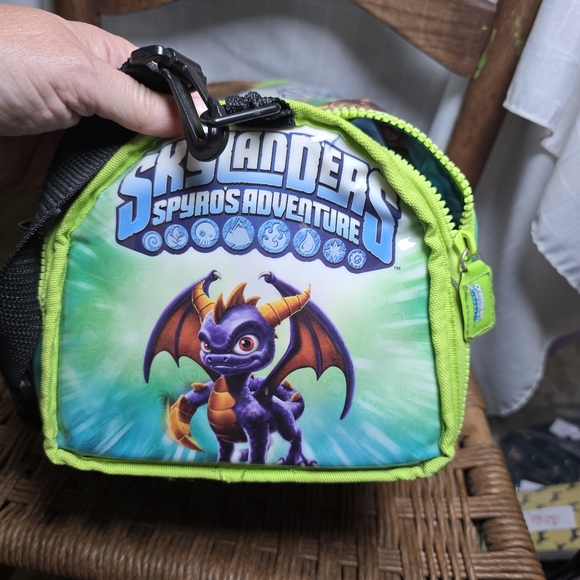 Skylanders Bag Plus 12 Figures - Picture 6 of 10
